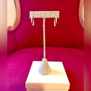 Classic Vintage 14KT Yellow Gold Hoop Earrings